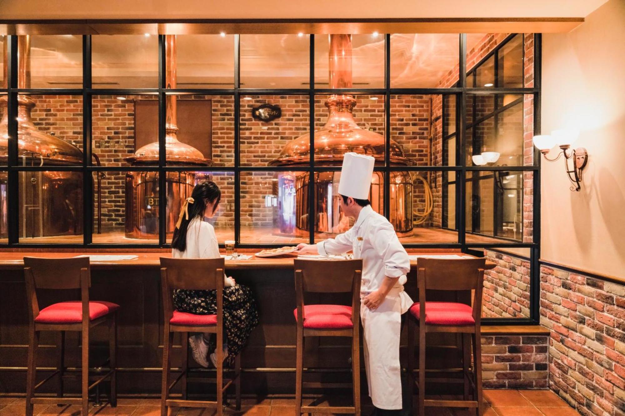 โรงแรมโอคุระ ฟูกูโอกะ ฟูกุโอกะ ภายนอก รูปภาพ A restaurant in Japan